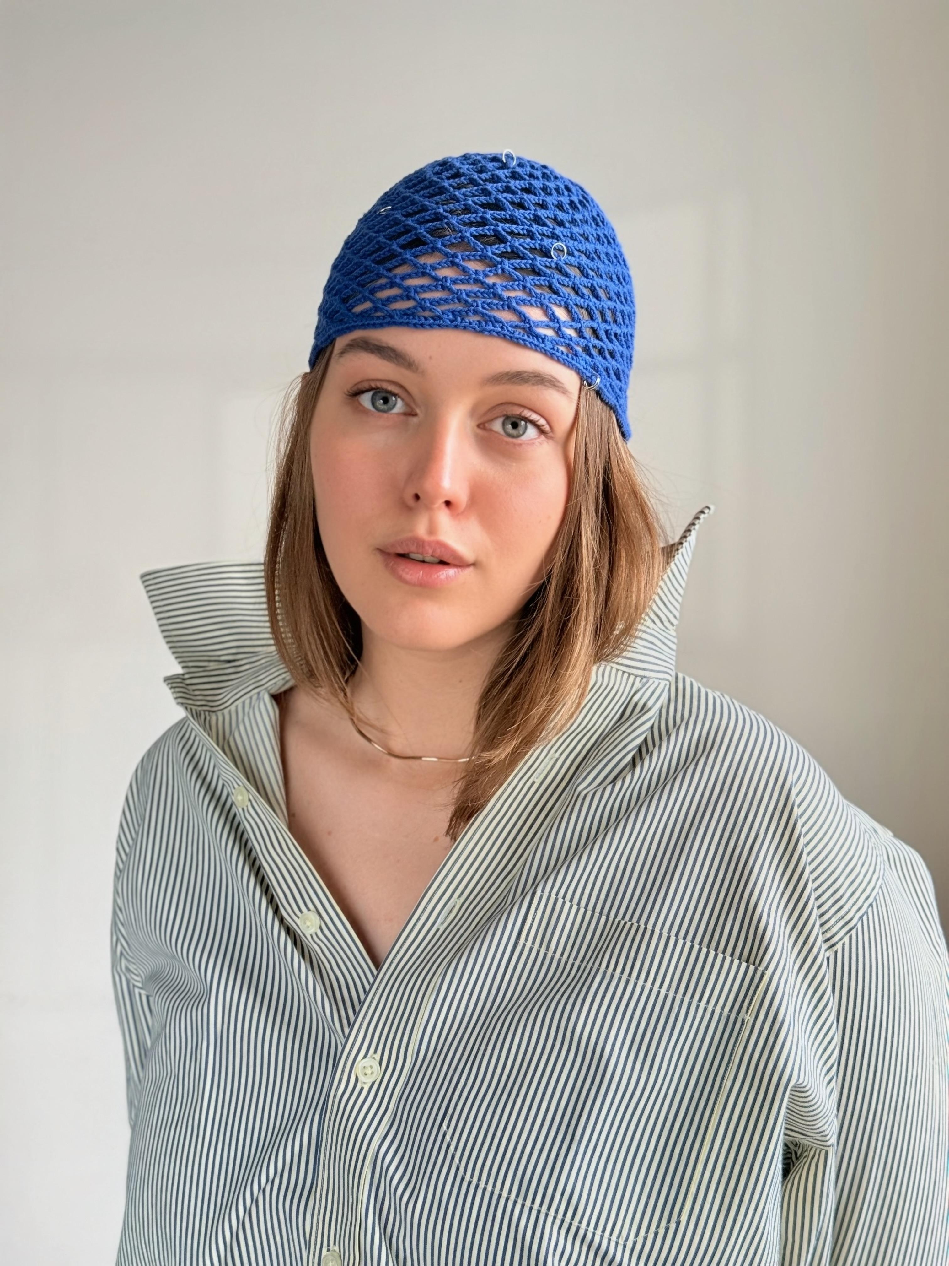 Шапка-сіточка з металевими кільцями image 2