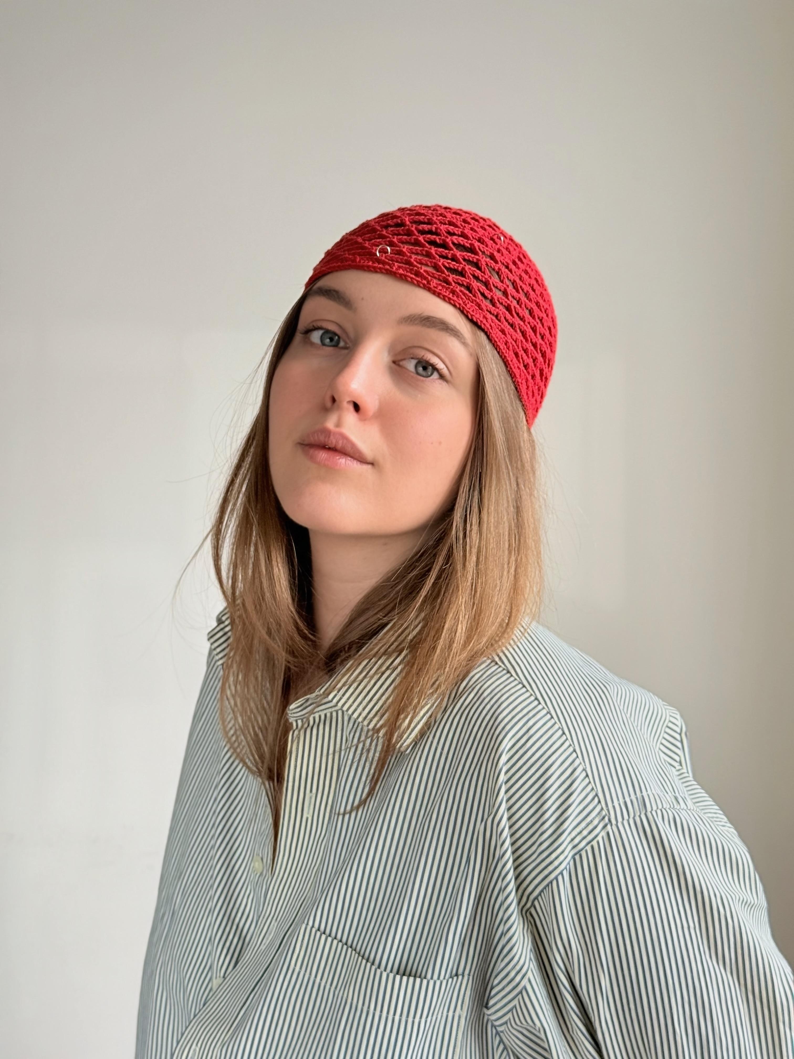 Шапка-сіточка з металевими кільцями image 6